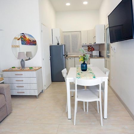 Theos Holidays Apartments Giardini-Naxos Exterior foto